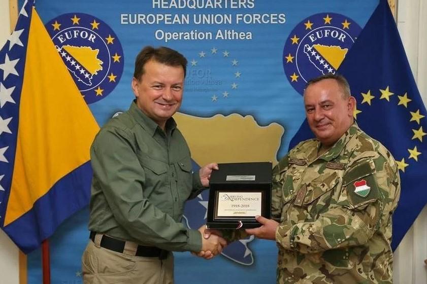 Ministar odbrane Poljske posjetio bazu EUFOR-a u Butmiru