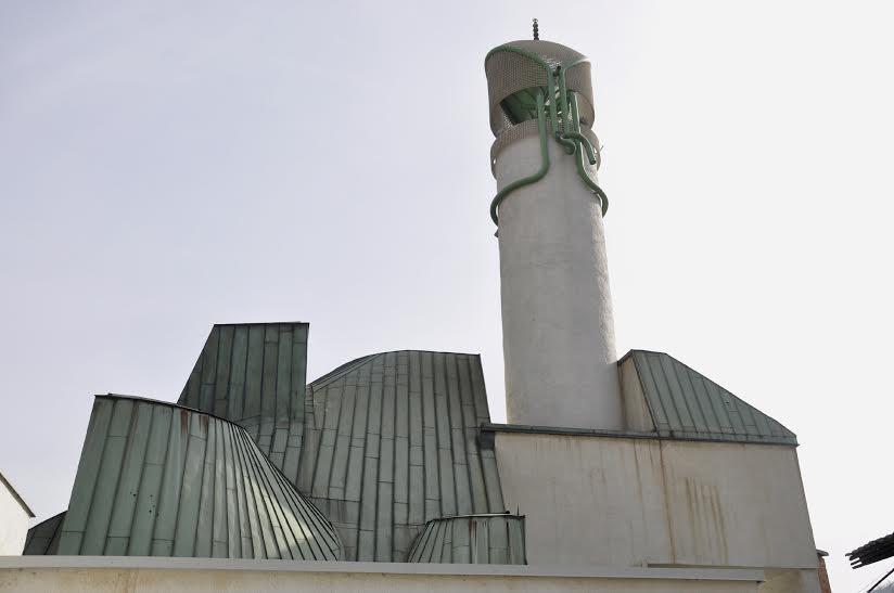 Visočku bijelu džamiju projektirao je poznati arhitekta Zlatko Ugljen - Avaz