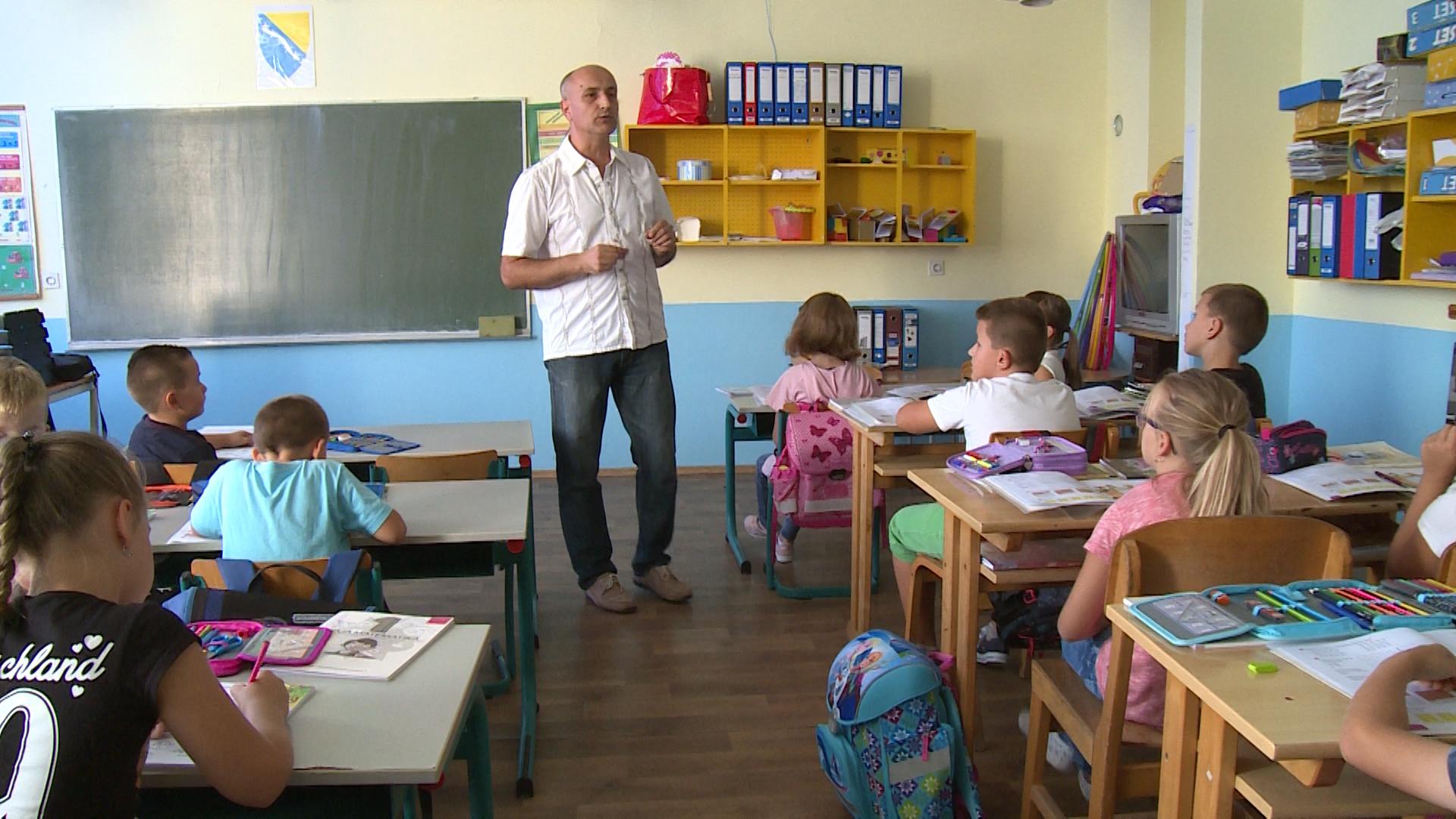 Učenici prvih i trećih razreda OŠ Brekovica imat će svoja odjeljenja - Avaz