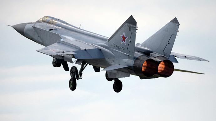 U Rusiji se srušio vojni avion MiG-31, piloti se sigurno katapultirali