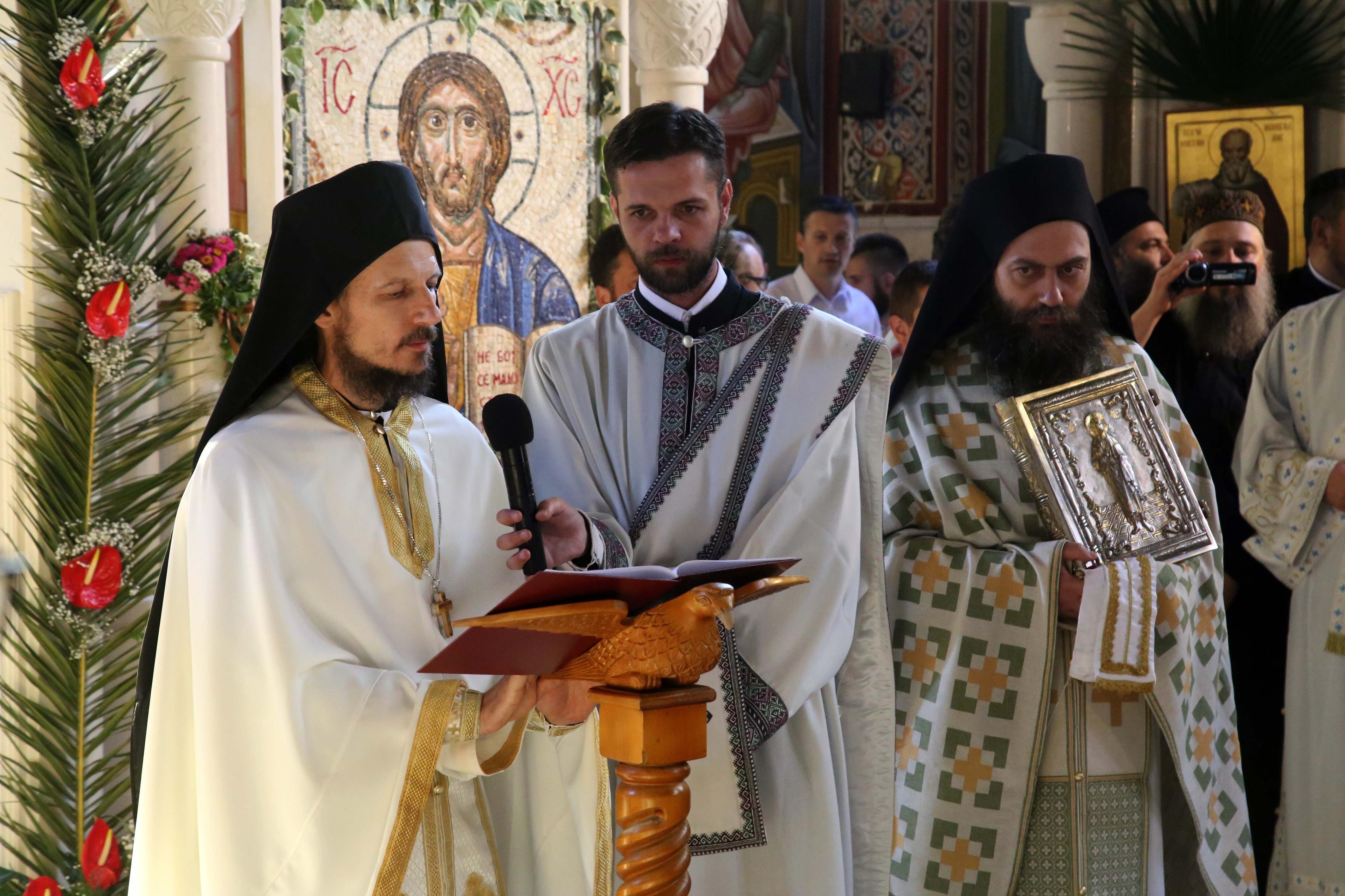 Ustoličen vladika Dimitrije u tron episkopa Eparhije zahumsko-hercegovačke i primorske
