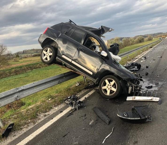 Saobraćajna nesreća u Hrvatskoj: Poginula žena, povrijeđeni vozač autobusa i dijete