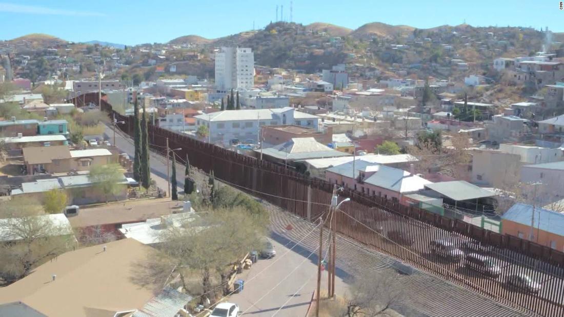 Američka vojska postavlja betonske prepreke na granici sa Meksikom