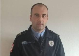Policajac Njegoš Đekanović sinoć spasio sugrađanina iz hladnog Vrbasa