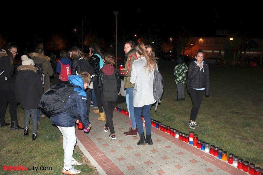 Duvnjaci odali počast vukovarskim žrtvama - Avaz