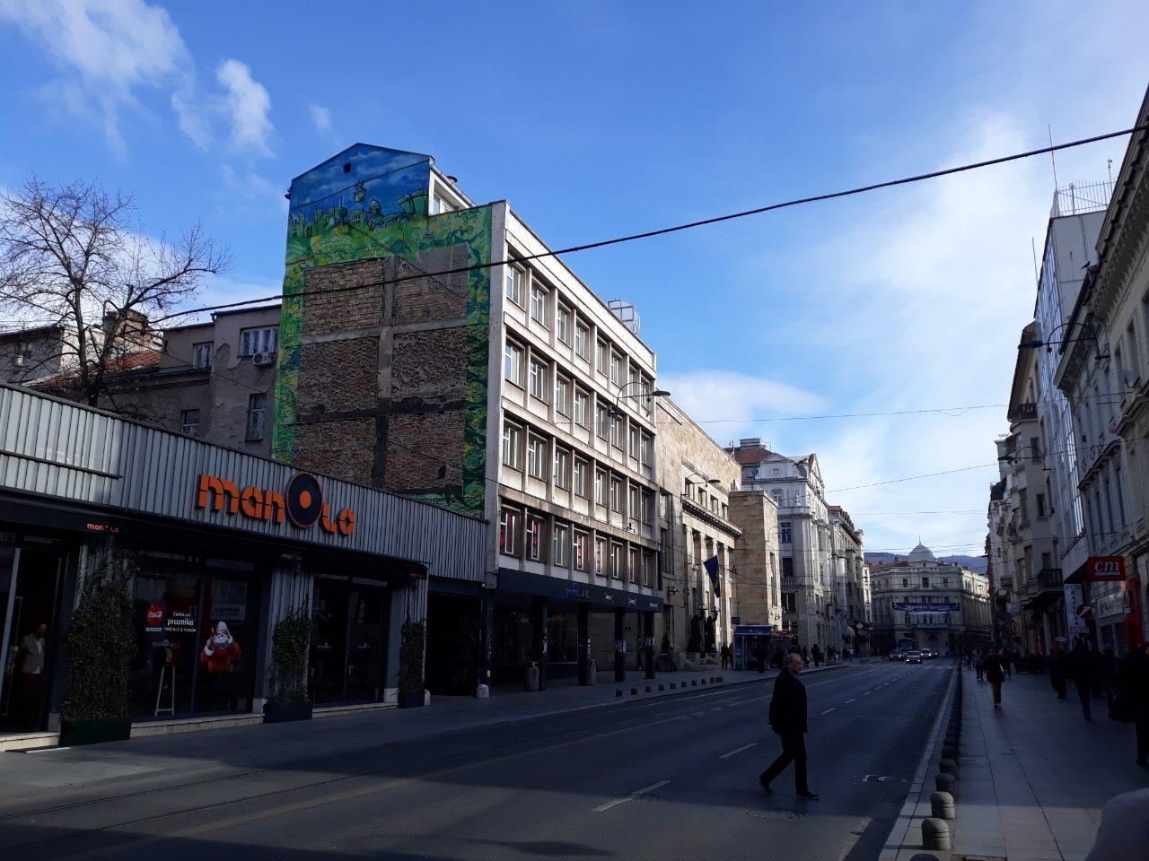 Zvanično skinuta zelena fasada - Avaz