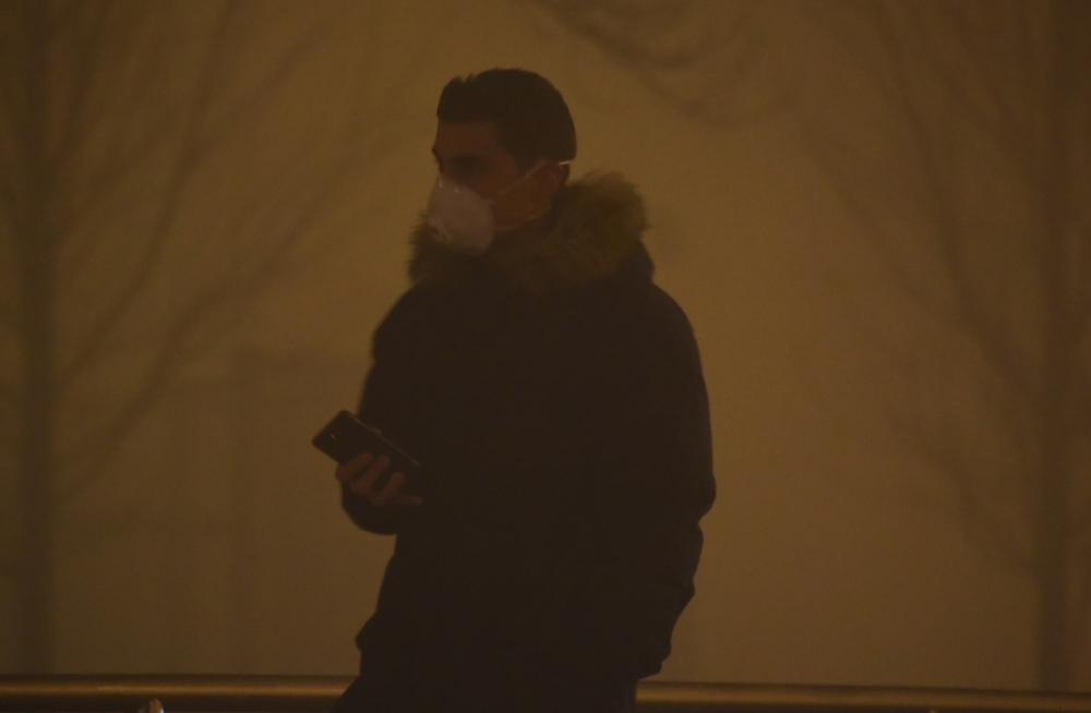 Građani najčešće koriste respiratorne maske - Avaz