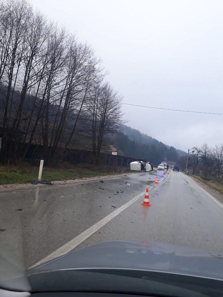 MUP SBK: Došlo do nesreće na putu Kiseljak - Busovača - Avaz