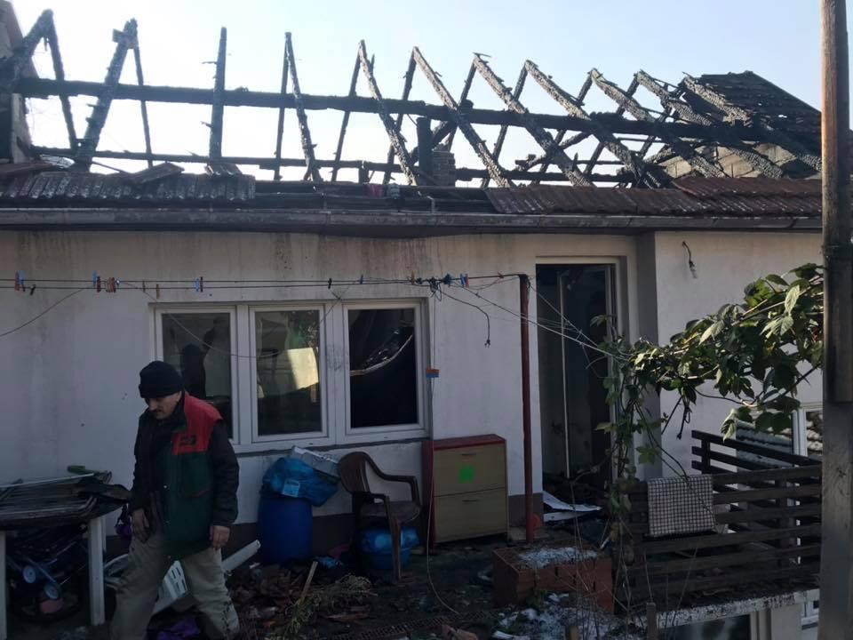 Izgorjela kuća na Vratniku - Avaz