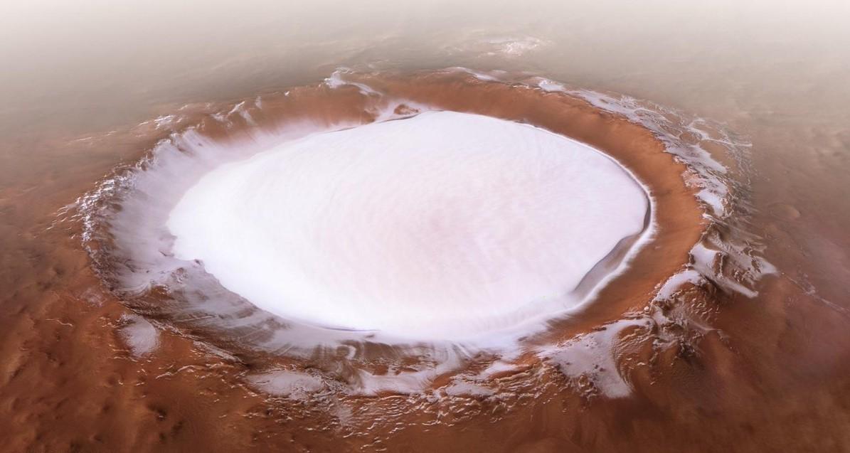 Krater ispunjen ledom - Avaz