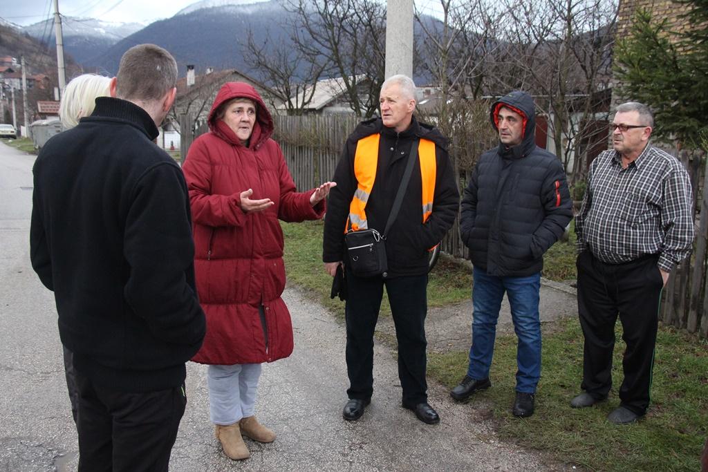 Mještani Tetova kod Zenice ogorčeni: U ratu smo bolje dočekivali Novu godinu