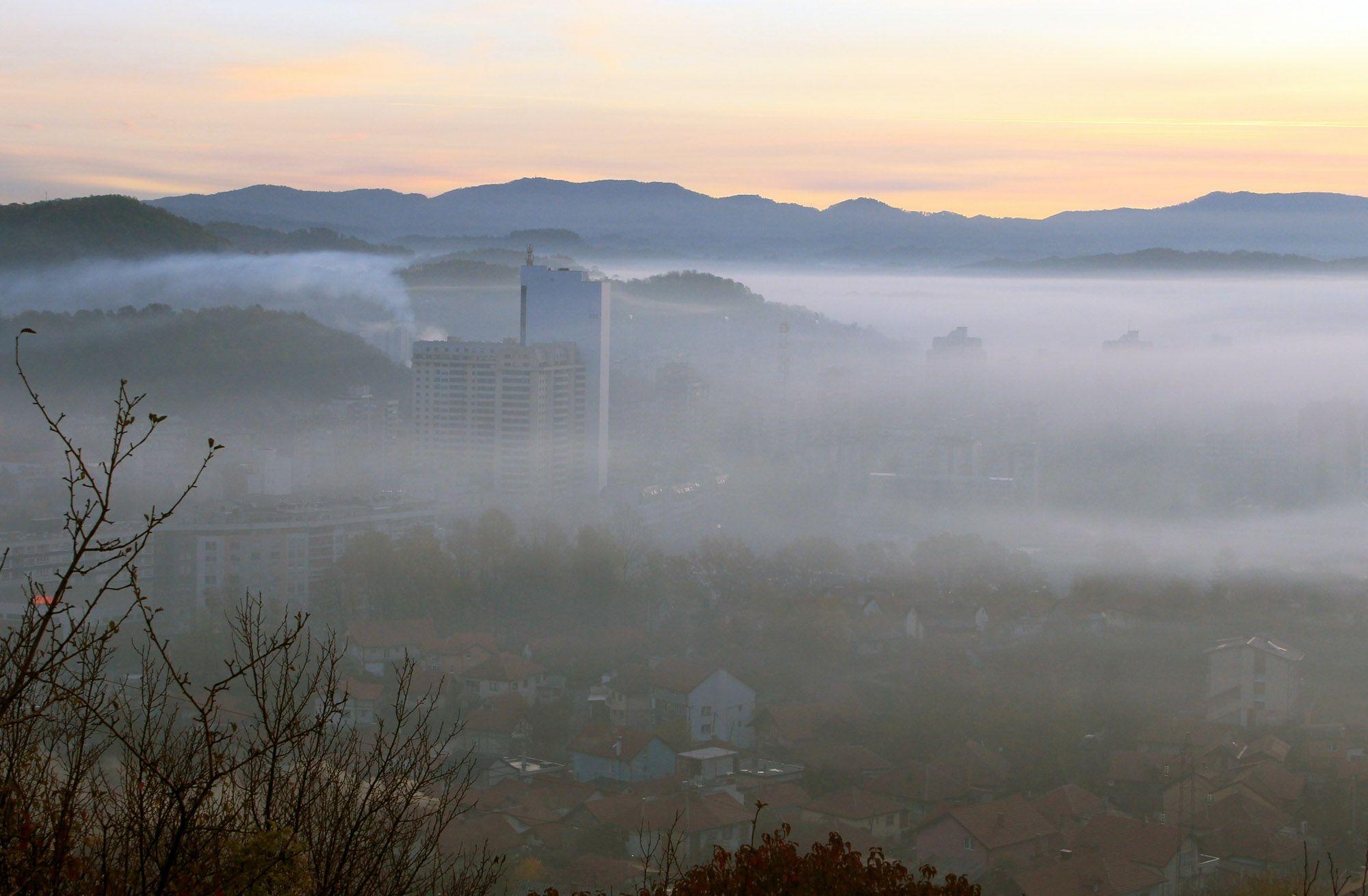Najzagađeniji zrak jutros u Ilijašu, Sarajevu i Lukavcu