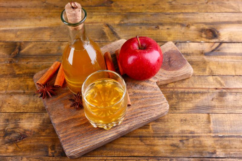 Med i jabukovo sirće obiluju kalijem - Avaz