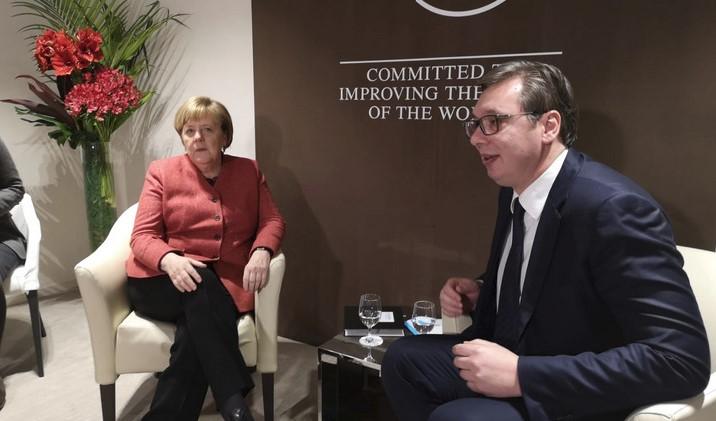 Angela Merkel i Aleksandar Vučić - Avaz