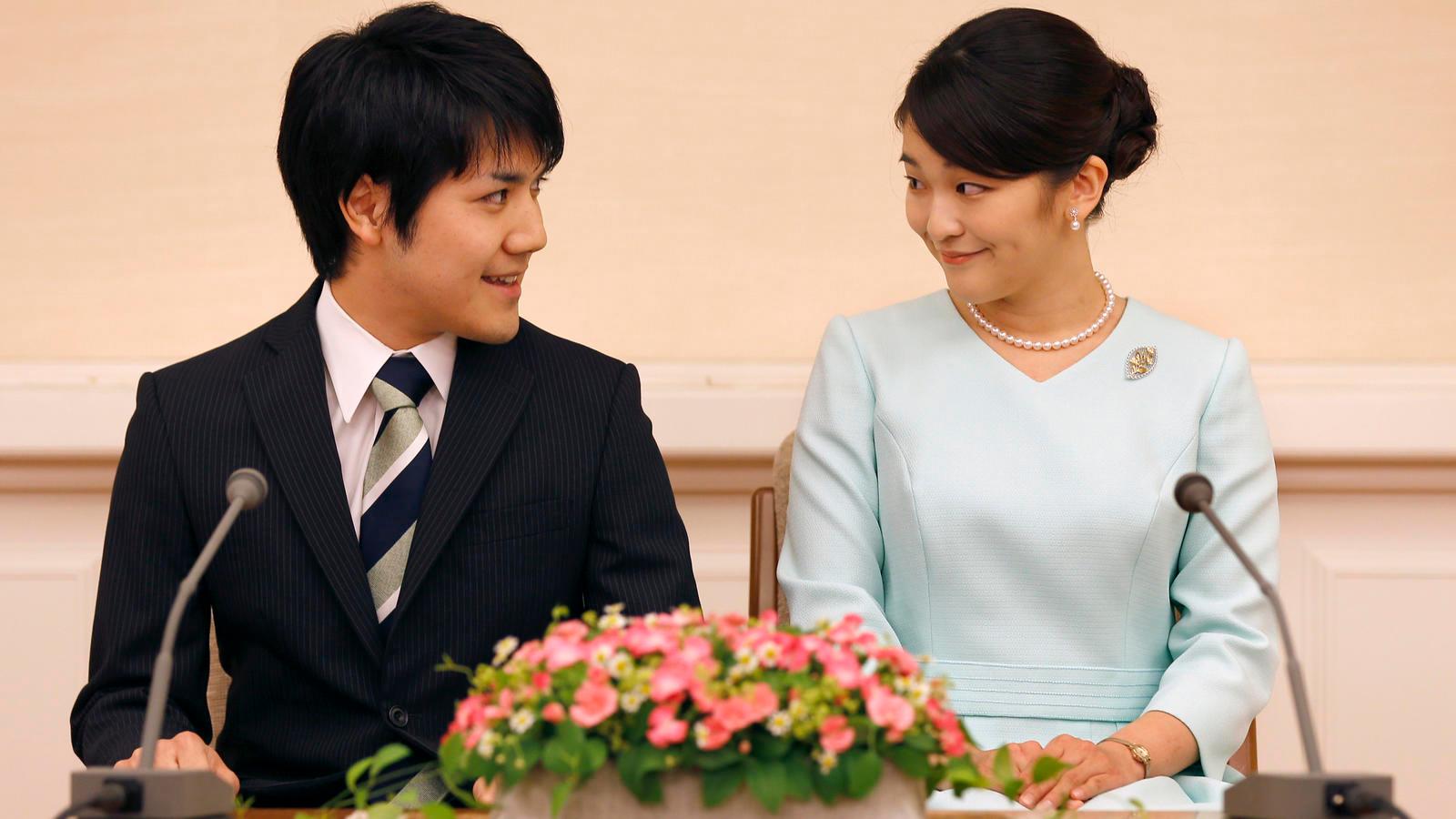 Vjerenik Kei se javno izvinio, uskoro vjenčanje princeze Mako