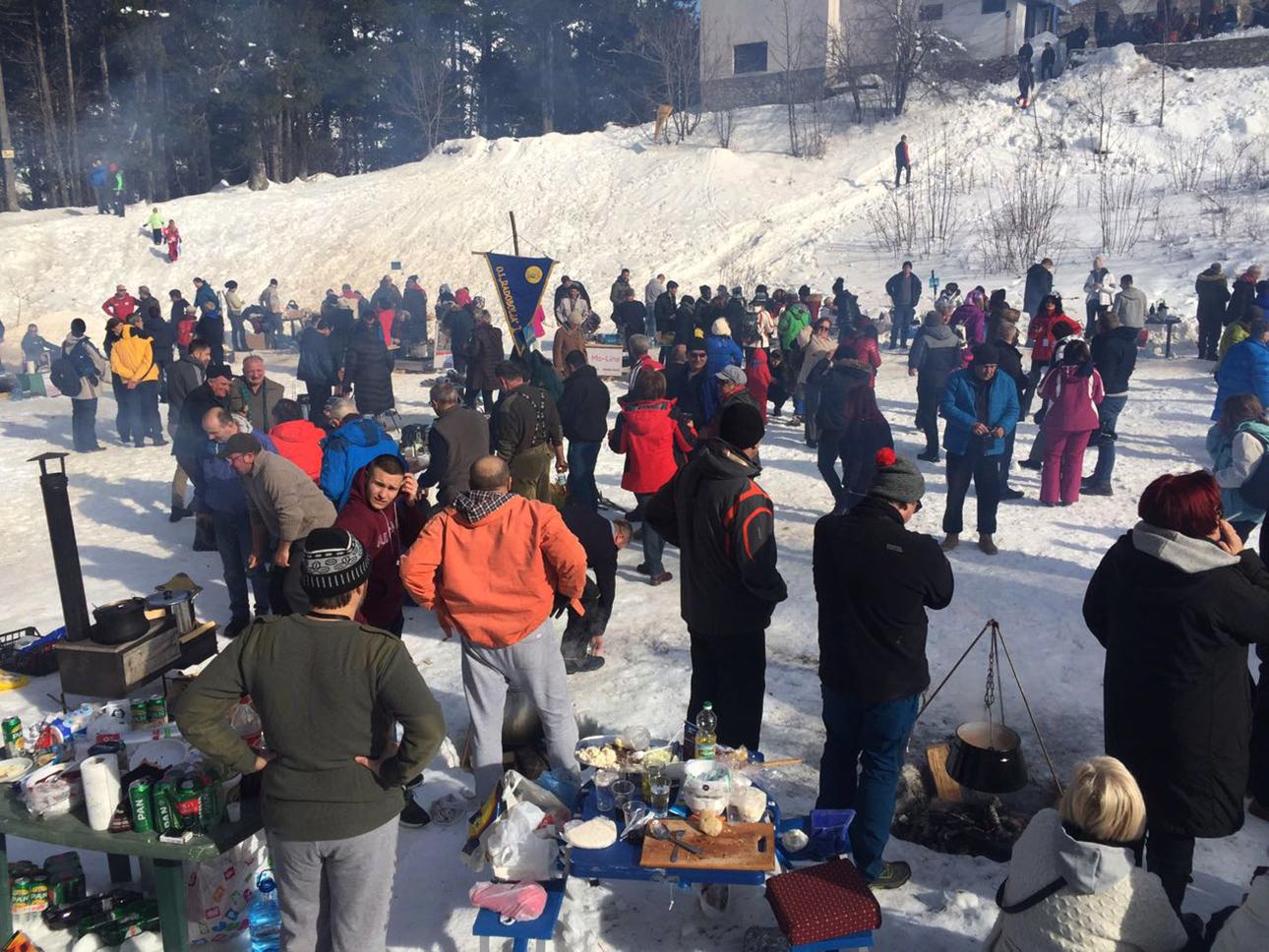 Brojni Mostarci uživaju u "Grahijadi" na Rujištu