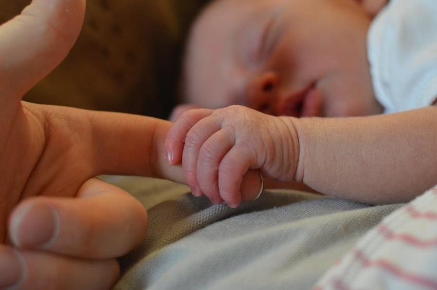 Prijevremeno rođene bebe trebaju posebnu njegu - Avaz