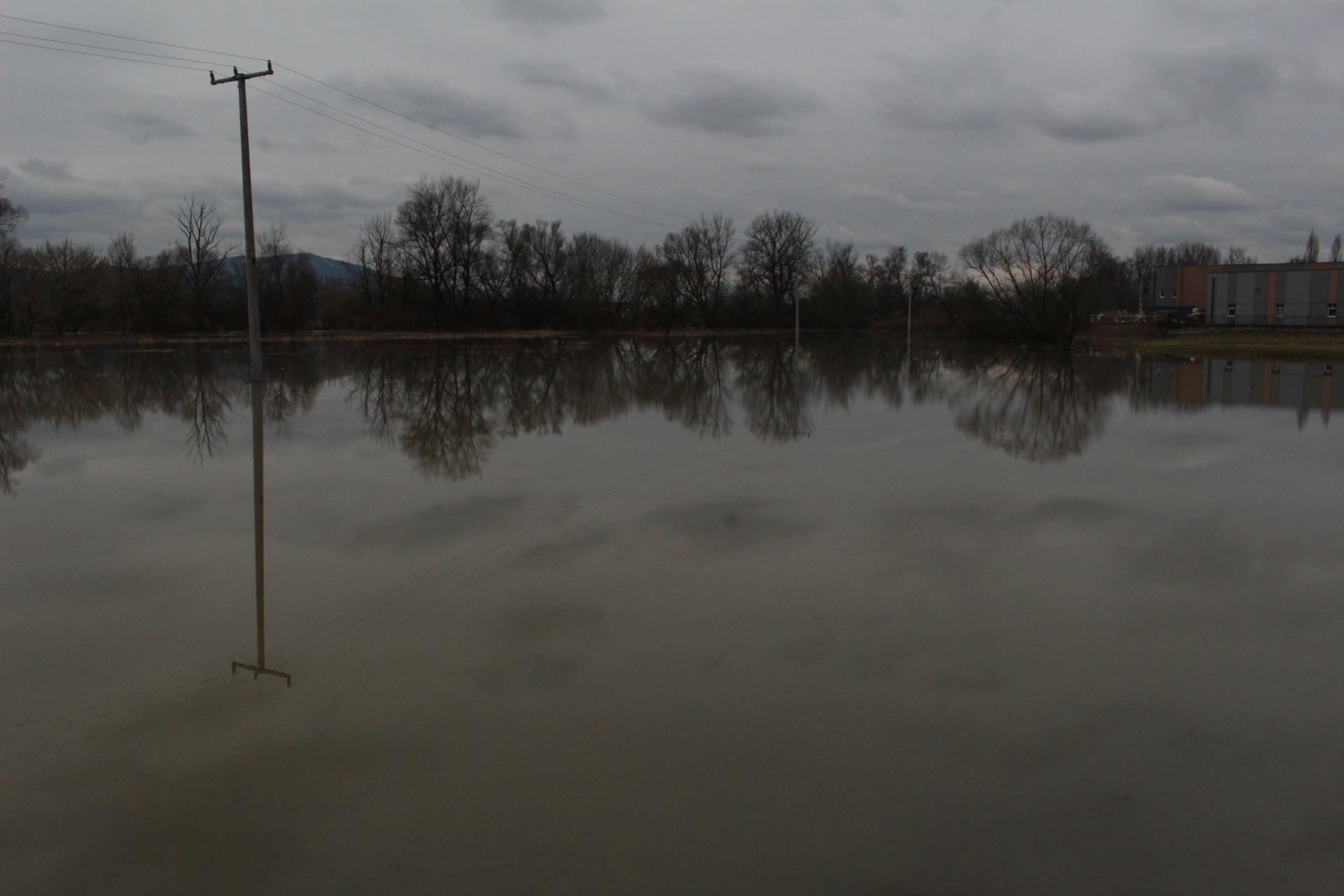 U dvije općine poplavljeno 130 hektara Sprečkog polja - Avaz