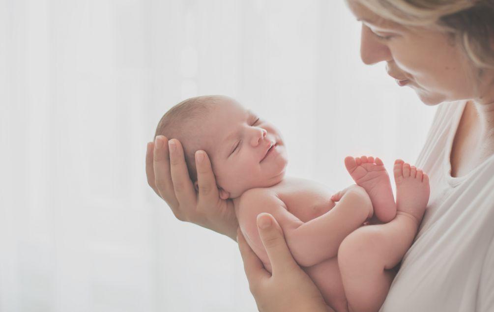 Šest prolaznih promjena na koži novorođenčeta