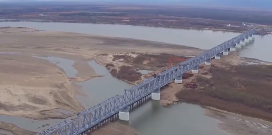 Nakon 28 godina pregovora, prvi prekogranični željeznički most spajat će Rusiju i Kinu