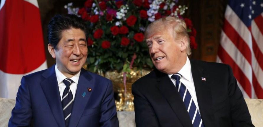 Šinzo Abe i Donald Tramp - Avaz
