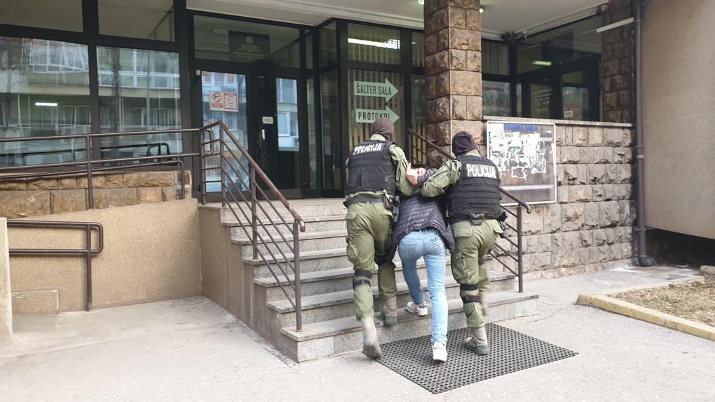 Akcija policije u Zenici - Avaz