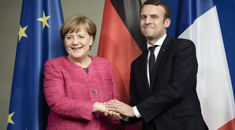 Angela Merkel i Emanuel Makron - Avaz
