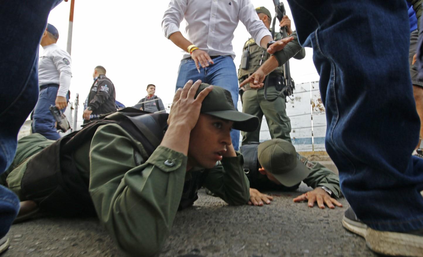 Venecuela: Vojnici na granici - Avaz