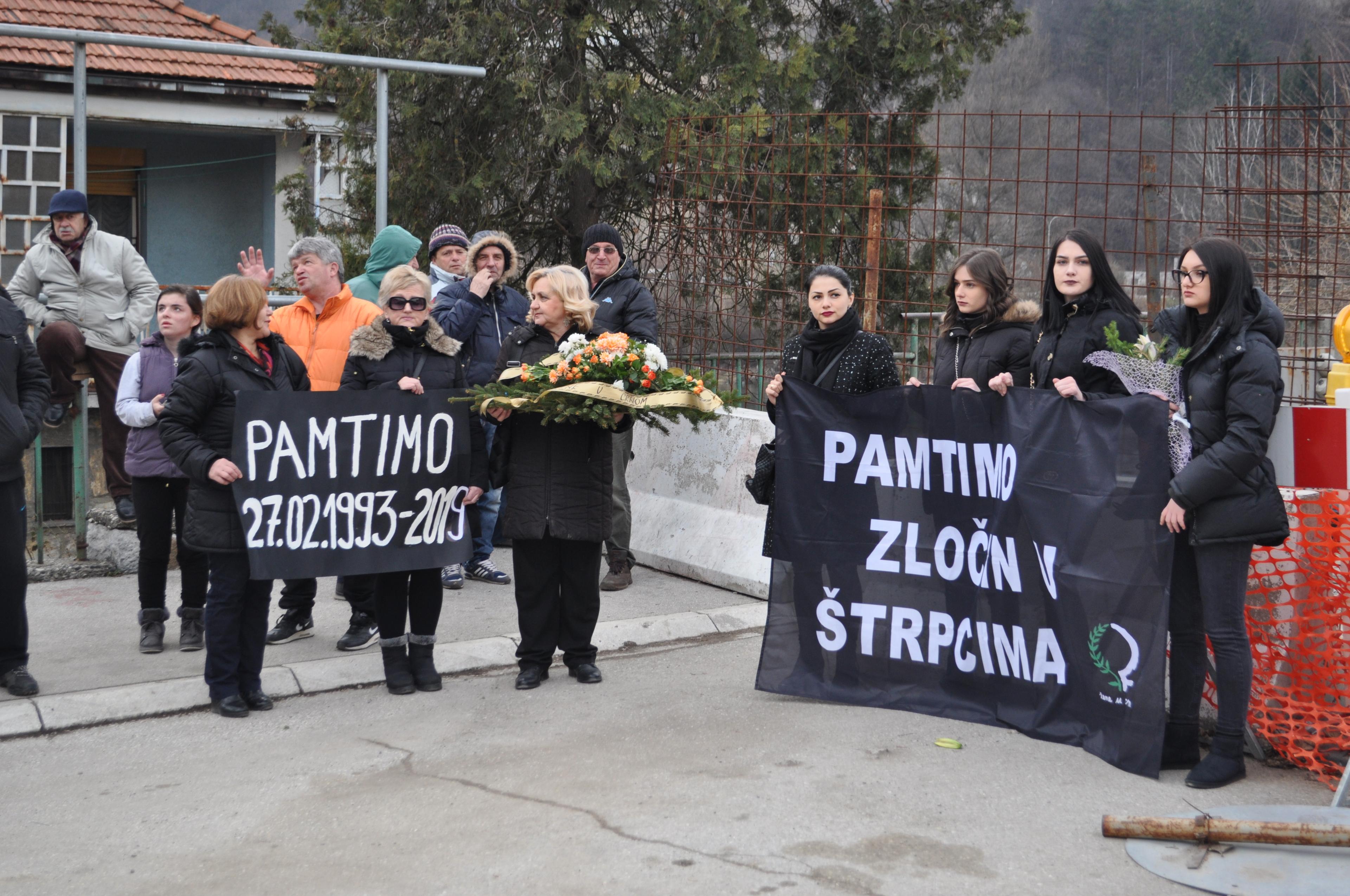 Udruženje "Žene u crnom"  podržale protestunu šetnju u Prijepolju - Avaz