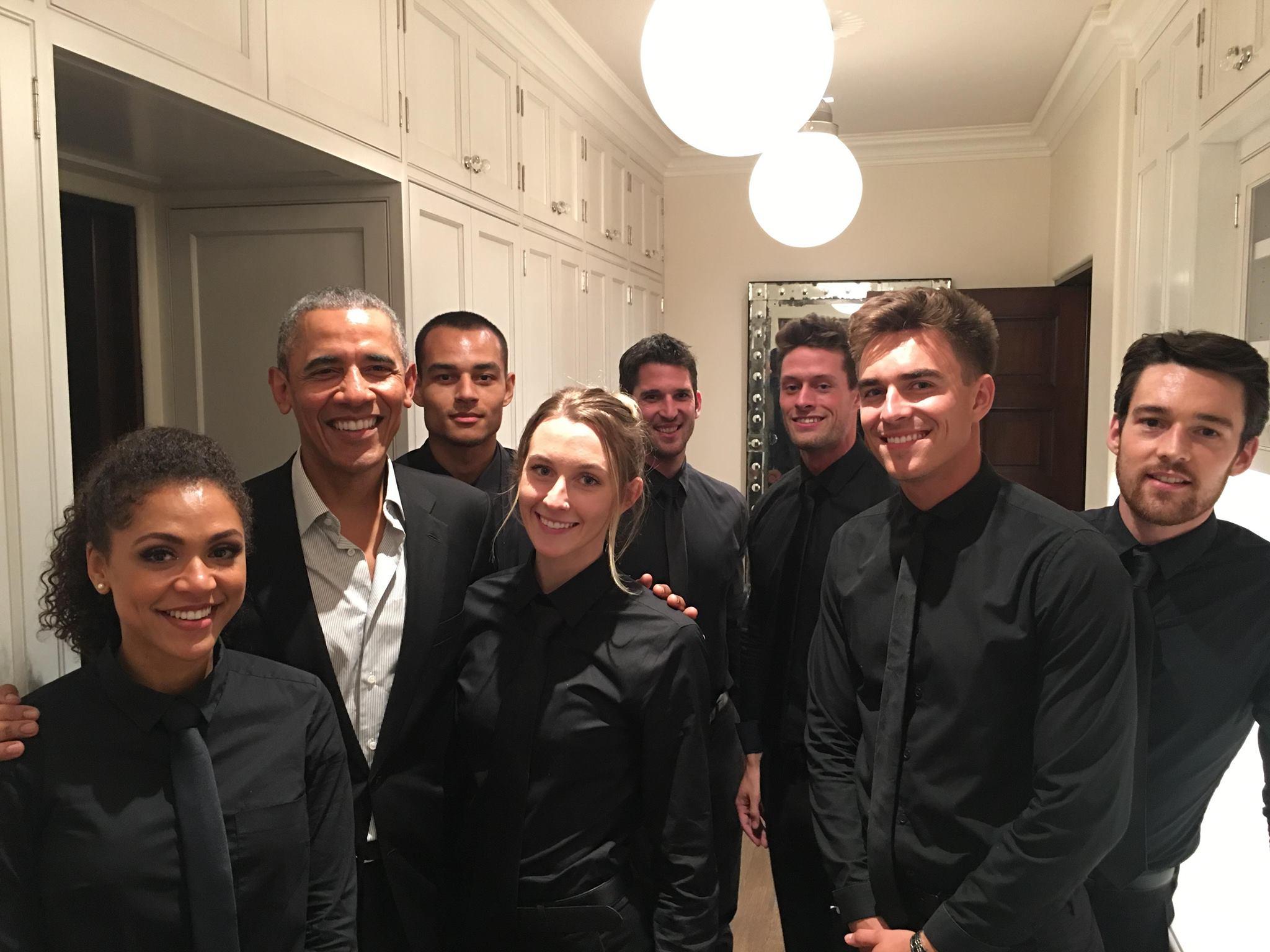 Bronja s Barakom Obamom i kolegama - Avaz