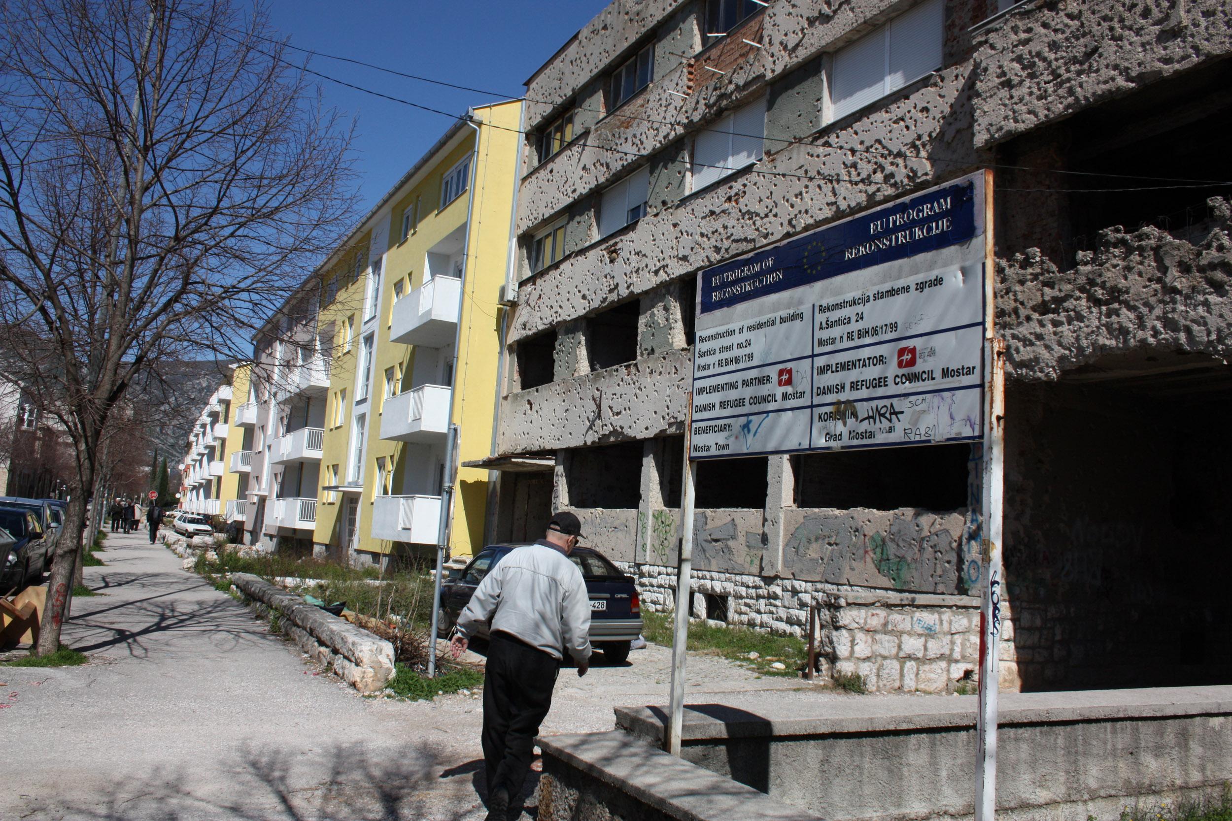 Šantićeva ulica u Mostaru: Brojni građani čekaju obnovu stanova - Avaz