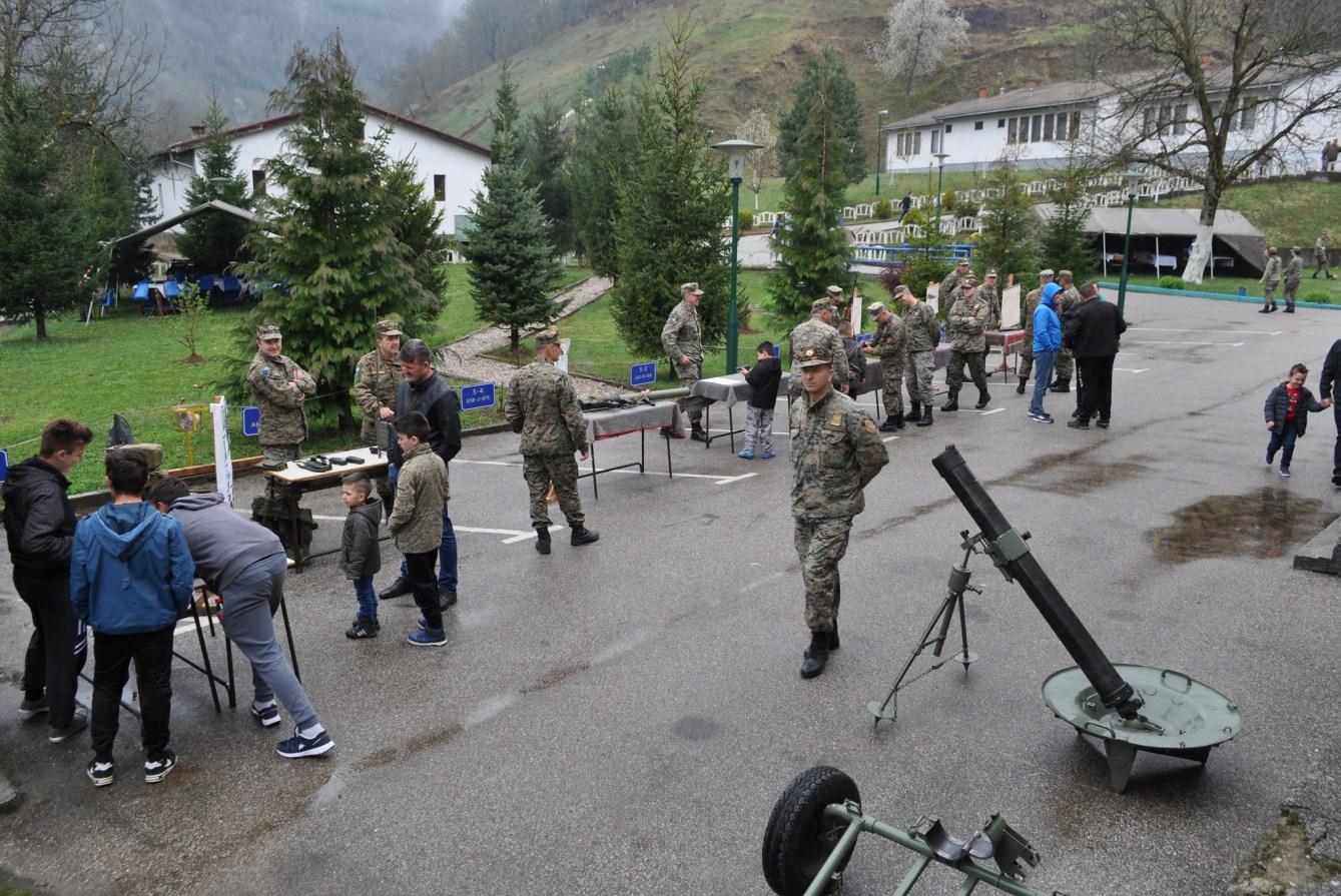 Obilježen dan 2. rendžerskog puka OSBiH i Armije RBiH u kasarni ''Kosova''