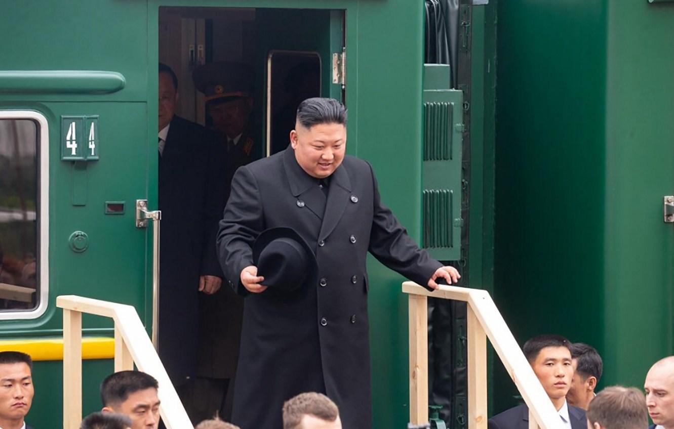 Sjevernokorejski lider pri polasku u Rusiju - Avaz