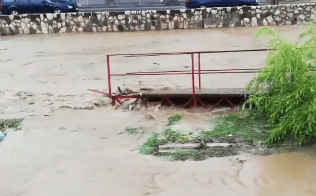 Poplave u Srbiji - Avaz