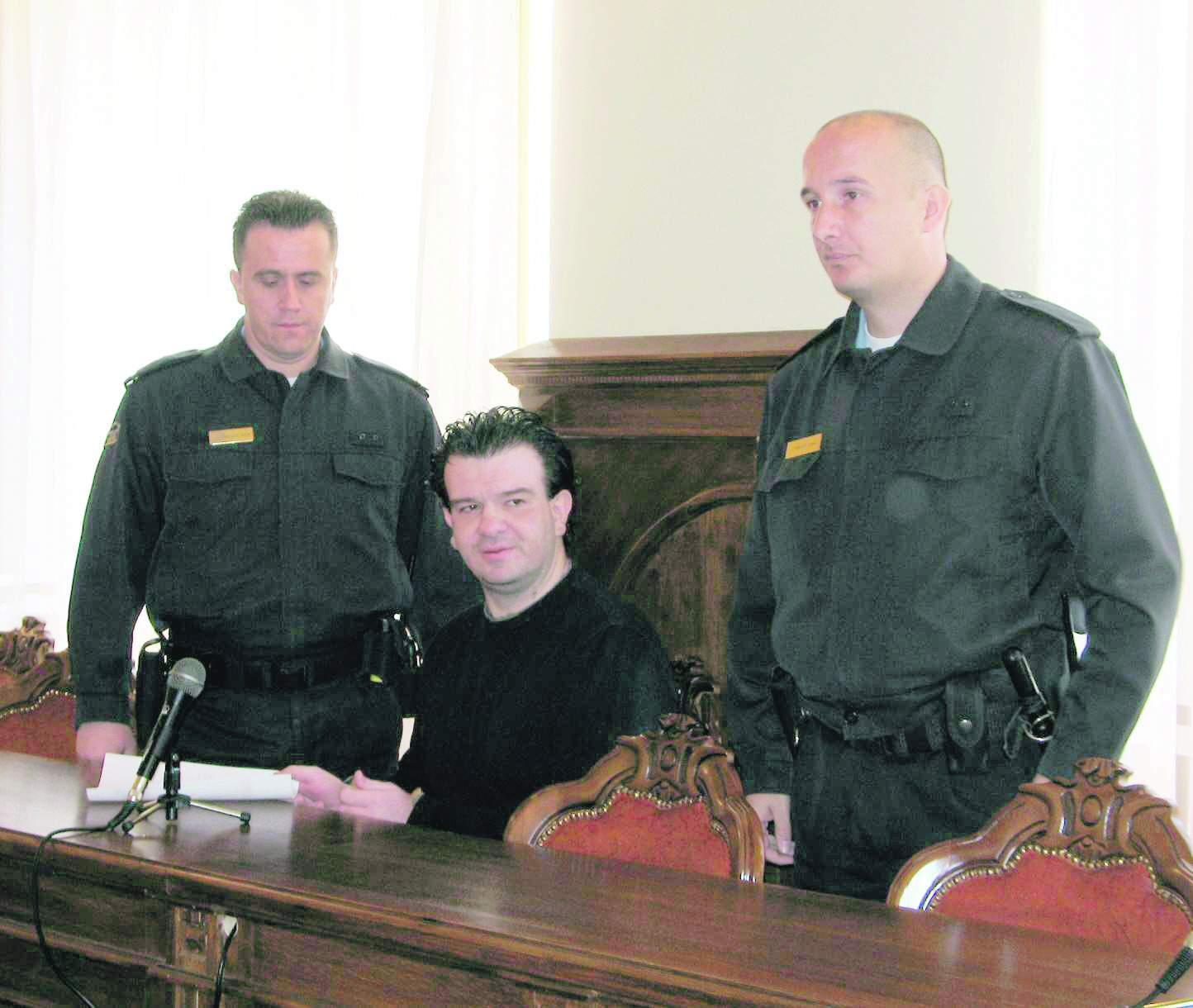 Džidić snimljen u Mostaru tokom suđenja za ubistvo Crnogorca - Avaz
