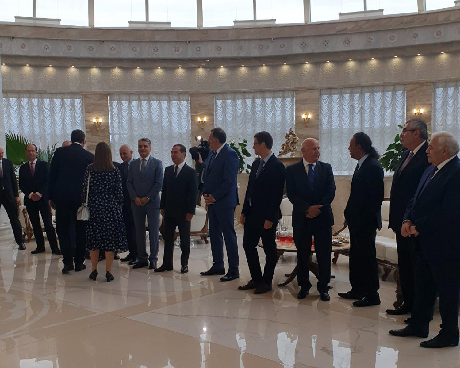 Susret Milorada Dodika u Palati nezavisnosti sa premijerom Rusije Dmitrijem Medvedovim - Avaz