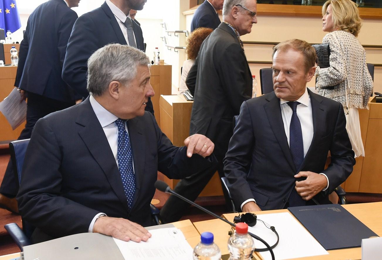 Antonio Tajani i Donald Tusk - Avaz