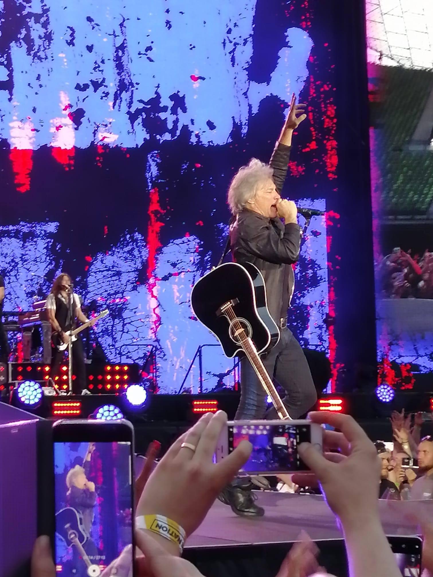 Grupa "Bon Jovi" na sceni u Minhenu - Avaz