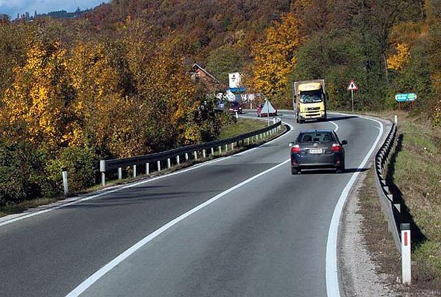 Na putevima u BiH jutros umjerena frekvencija vozila