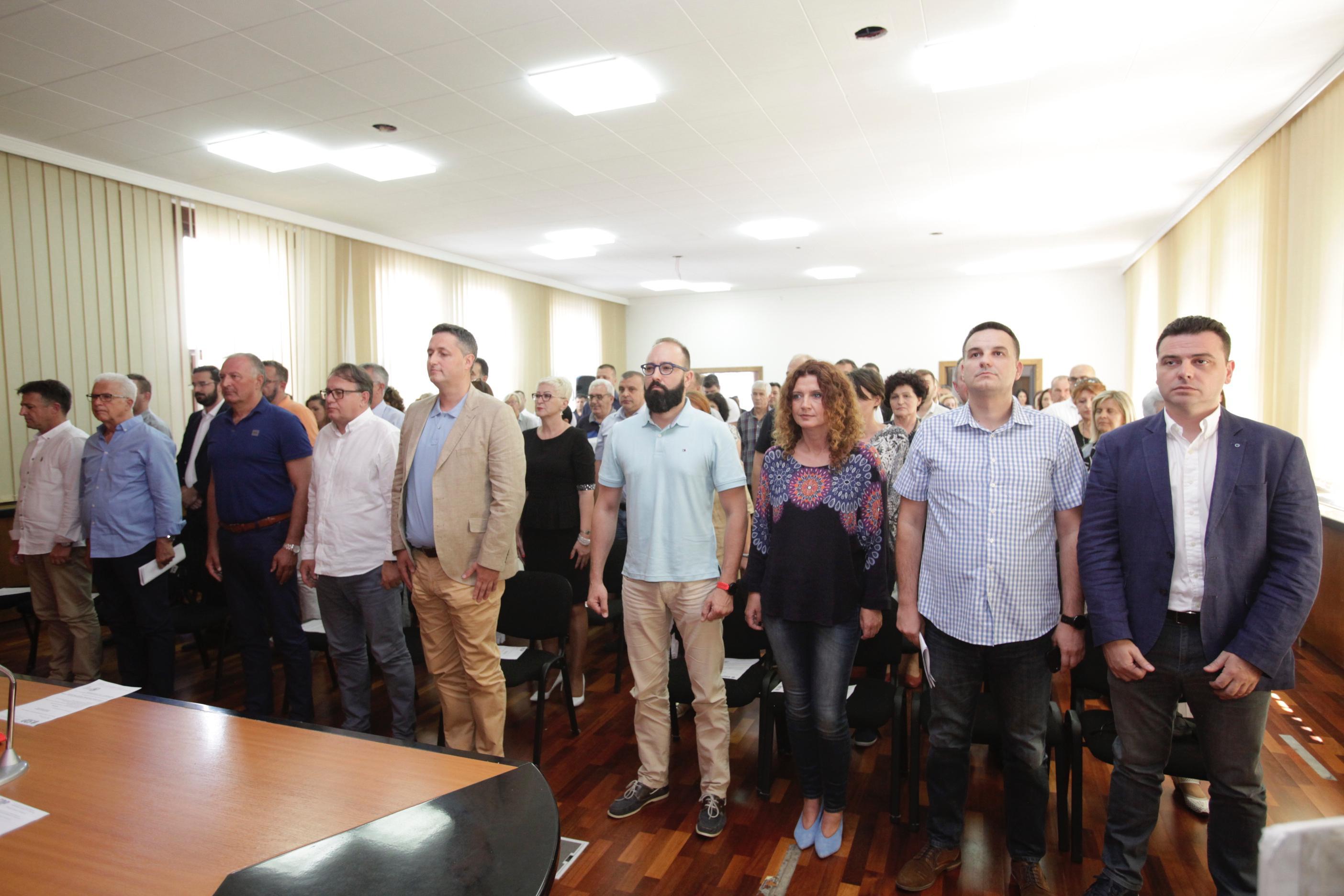 SDP odlučio: Magazinović ostaje na čelu Glavnog odbora, Karajbić novi generalni sekretar