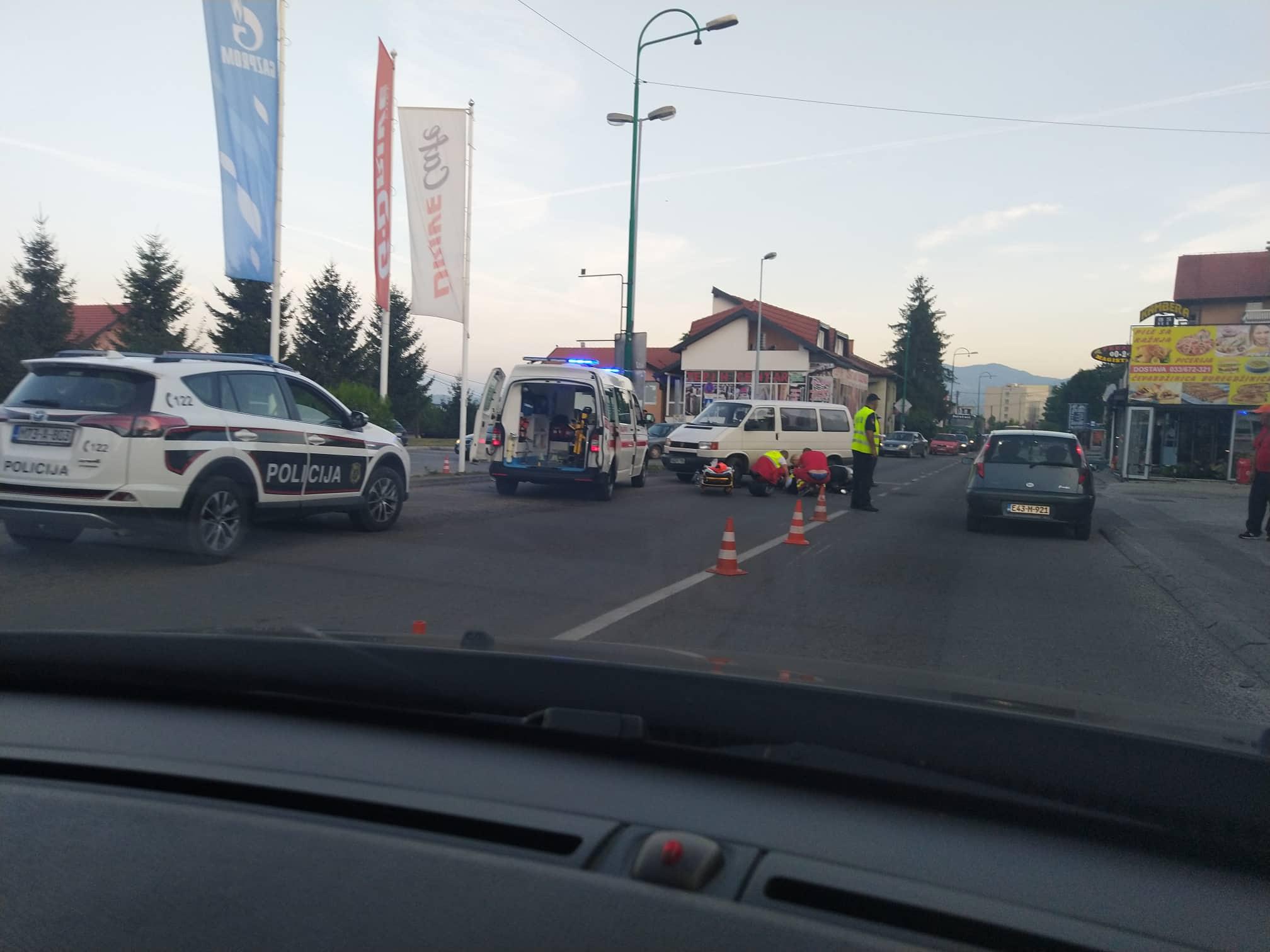Motociklista povrijeđen u sudaru s kombijem u Sarajevu - Avaz