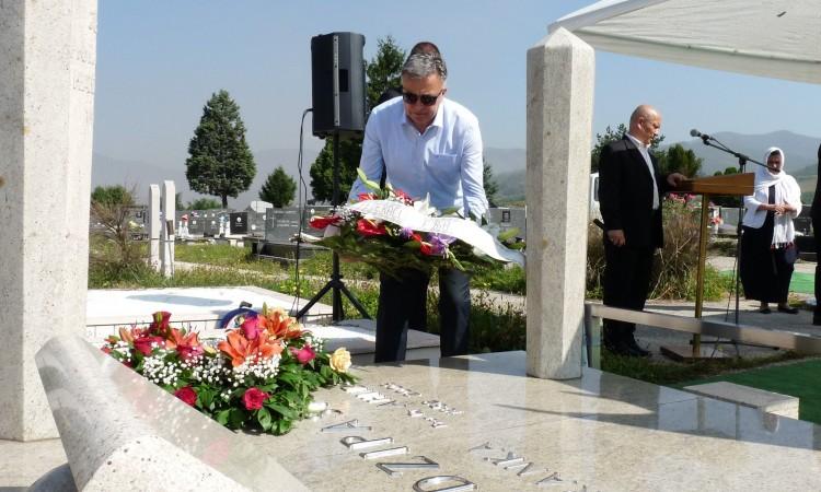 Obilježena 11. godišnjica smrti Ahmeta Hadžipašića