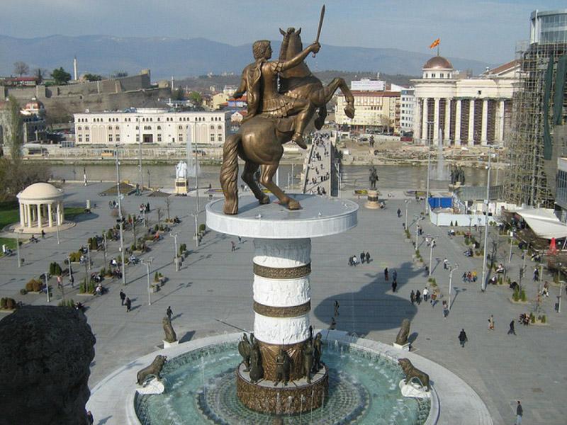 Skoplje: Makedonski i albanski ravnopravni jezici - Avaz
