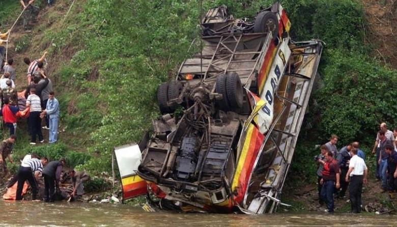Nesreća se dogodila 13. maja 2000. godine kod Kaknja - Avaz