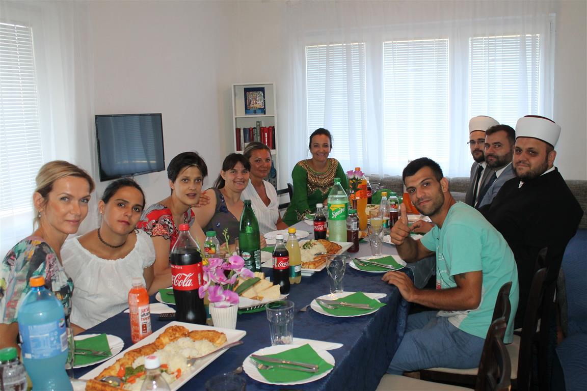 Mostar: Bajramski ručak u udruženju "Naša djeca"