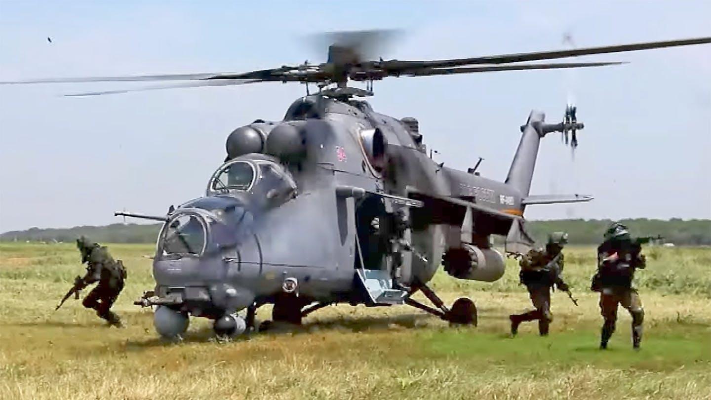 Naredne godine stiže sedam helikoptera iz Rusije
