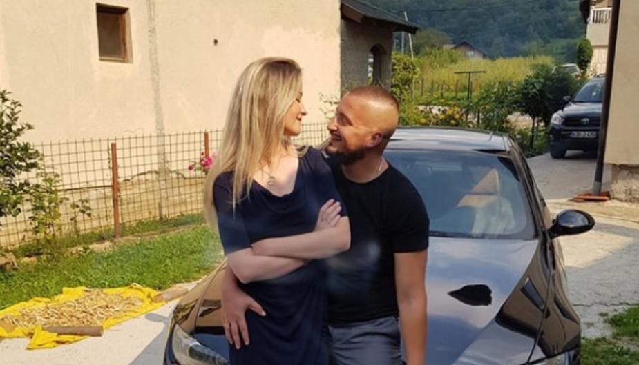 ''Avaz'' saznaje: Ajla Sadiković, koja je ranila supruga, puštena na slobodu