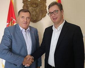 Dodik i Vučić razgovarali o sastanku u Budimpešti - Avaz