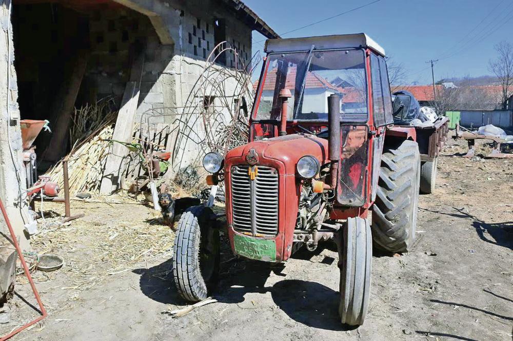 Česte nesreće u prevrtanju traktora - Avaz