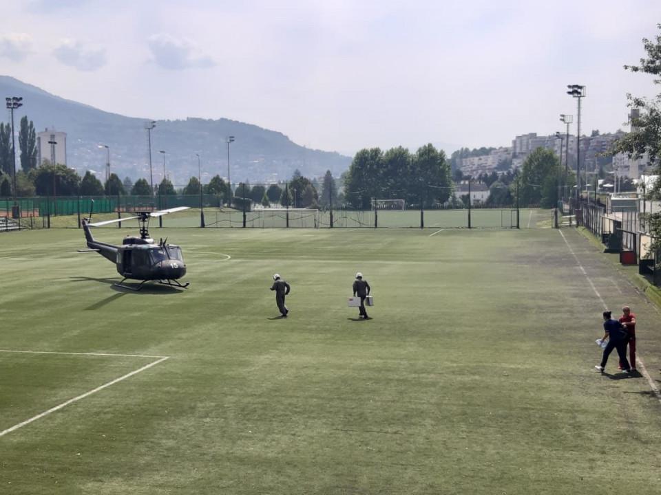 Transport Emira Spahića helikopterom - Avaz